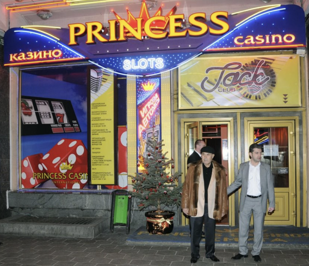 Interfaz de One Casino en dispositivos móviles